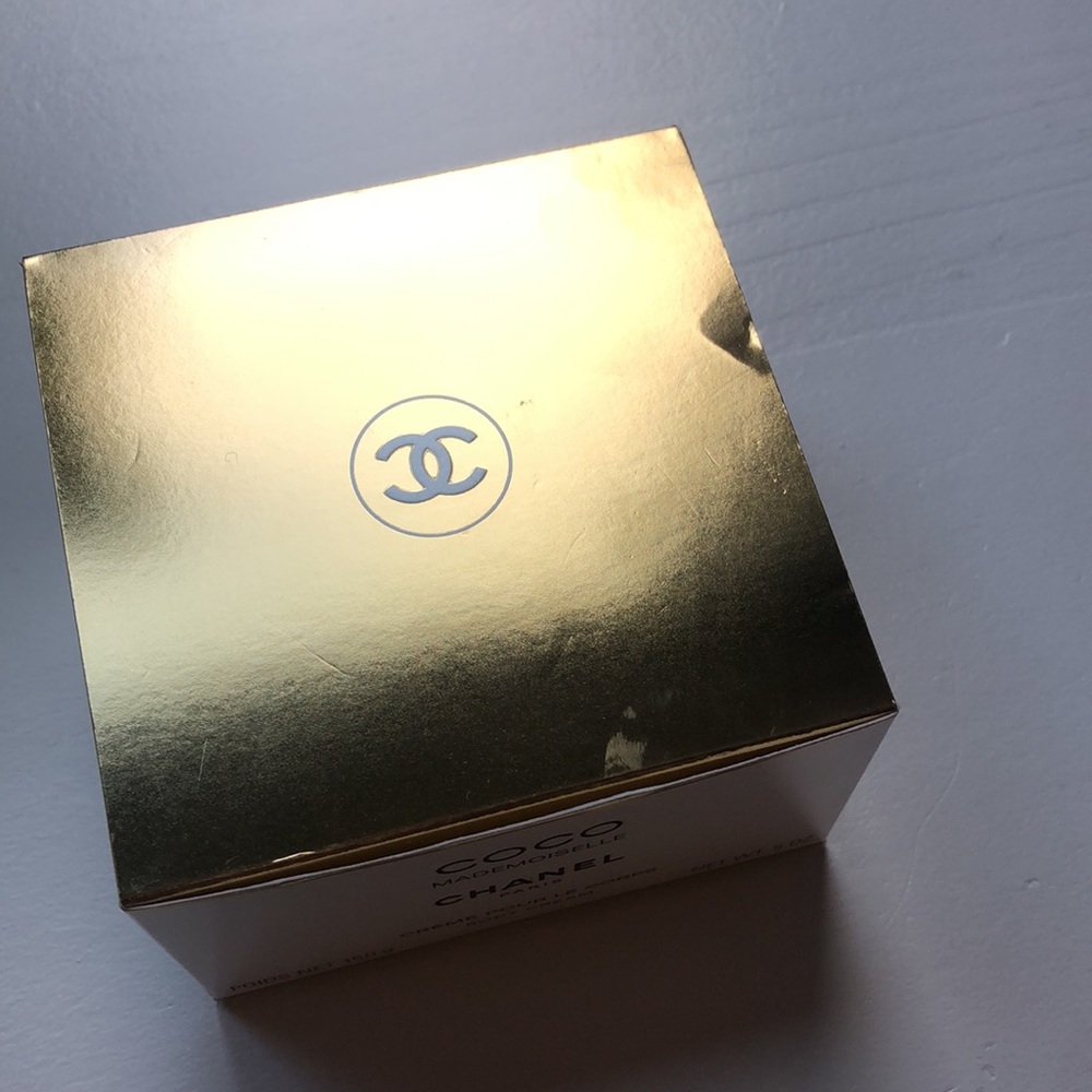 Empty Chanel Boxes - Picture 7 of 8